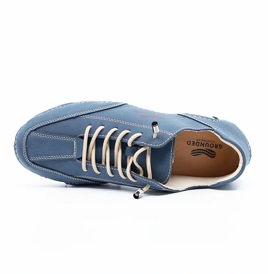 Top-down view of the Grounded Footwear Evolve showing the wide toe box